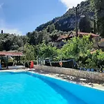 Daire Amazing In With Terrace Benitses (Corfu)