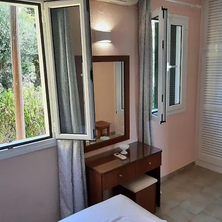 Amazing In With Terrace Apartment Benitses (Corfu)