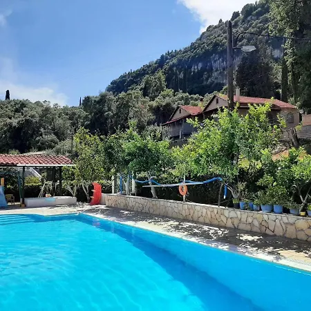 Apartment Amazing In With Terrace Benitses (Corfu)